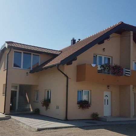 Neda Holiday House กราโบวาซ ภายนอก รูปภาพ